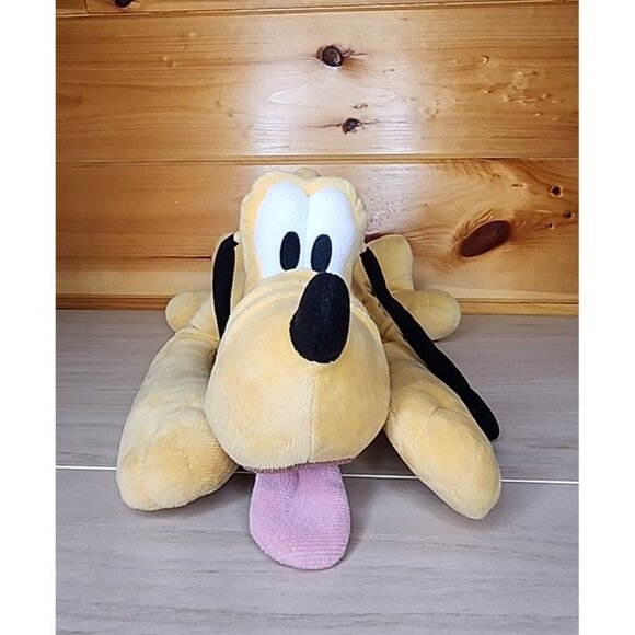Disneyland Floppy Laying Down 15" Pluto With Green Collar - Picture 9 of 16